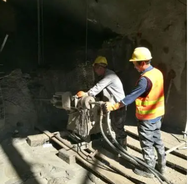 矿区水下抗分散灌浆料特点 水下不分散注浆料介绍